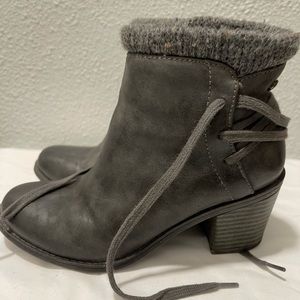 Grey Roxy boots